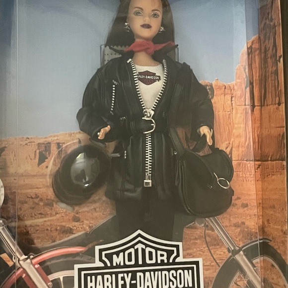 Harley Barbie - Picture 2 of 3